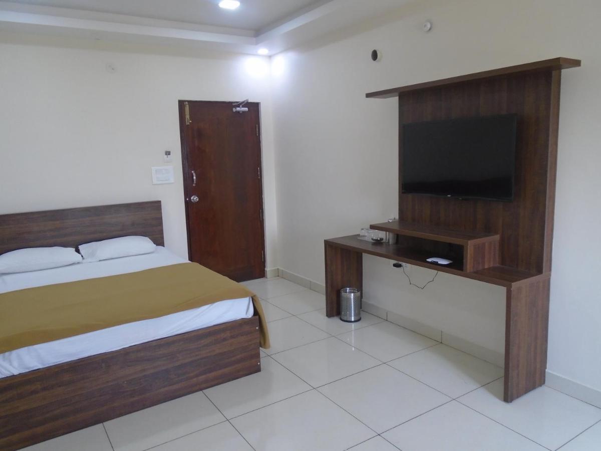 Hotel Ssr Residency Mandya Exterior foto
