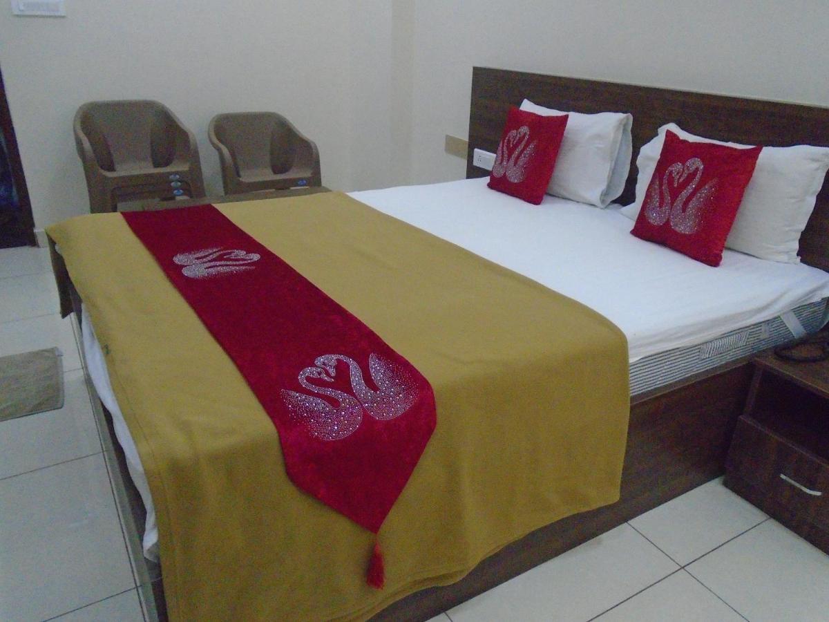 Hotel Ssr Residency Mandya Exterior foto